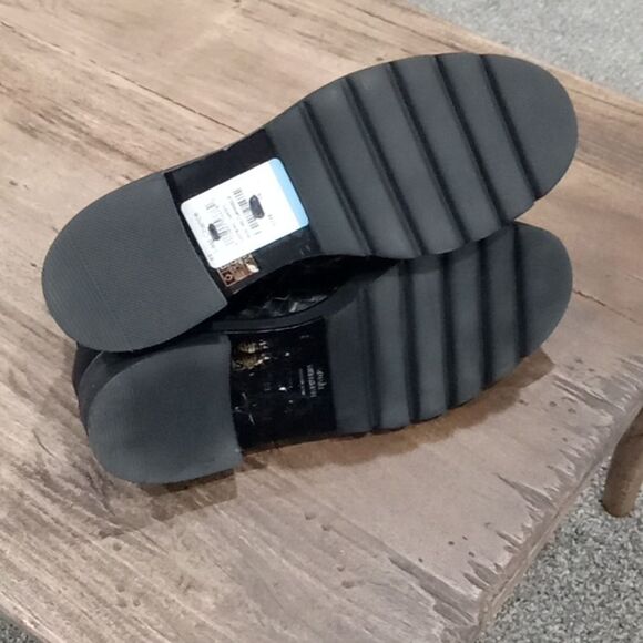 Stuart Weitzman 5050 Lift Woven Leather Bootie - Picture 8 of 8